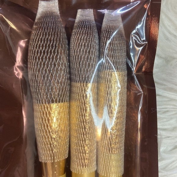 MOTD set of 3 Face Brushes - Picture 3 of 4